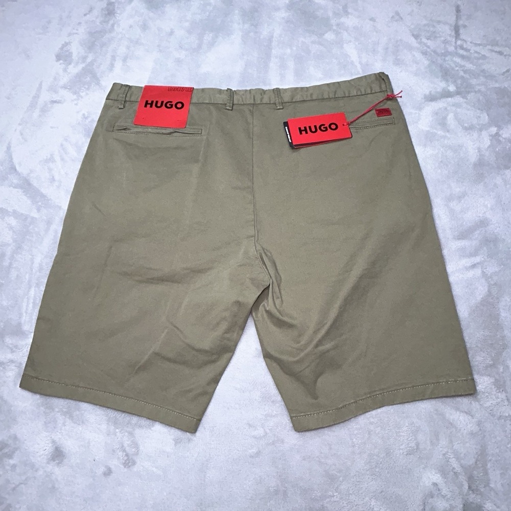 Hugo Boss Hugo Shorts Mens 36 Olive Chino Flat Front Casual NWT